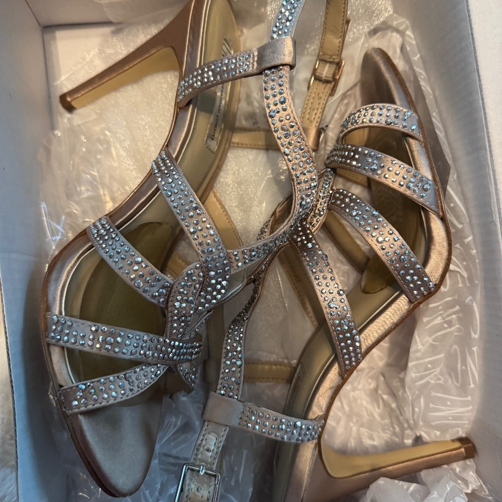 Women's INC International Concepts Dress Shoe, size 8